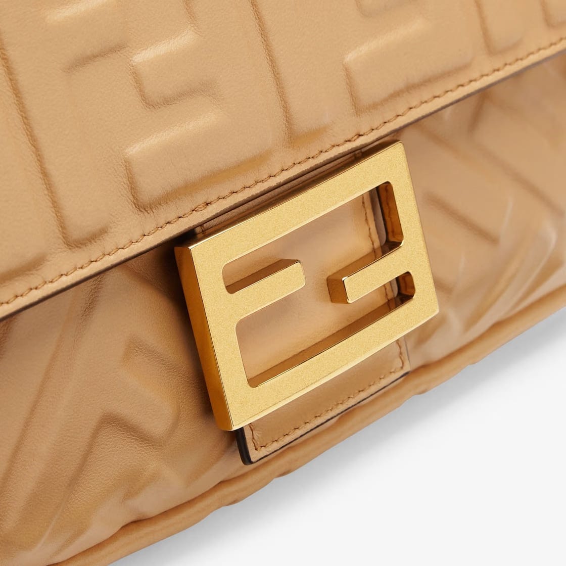 Baguette Beige leather bag