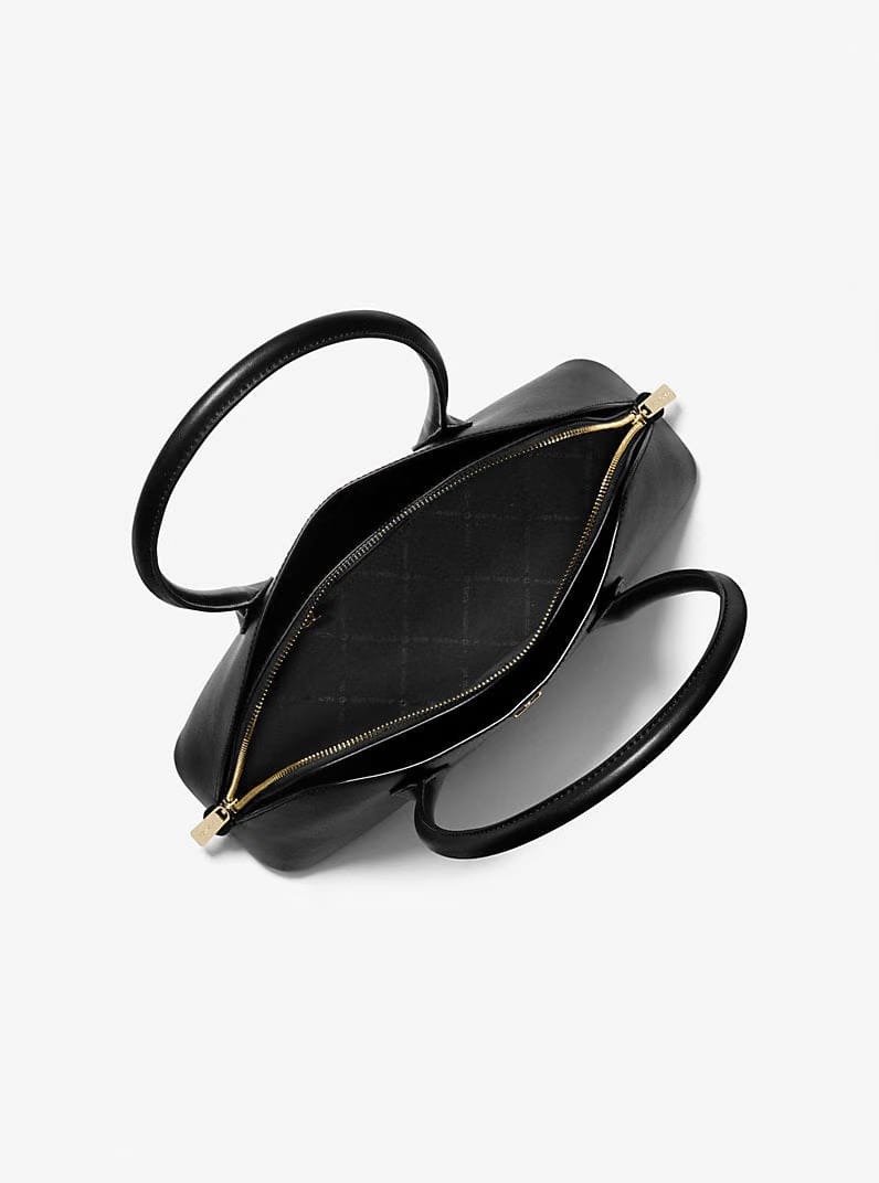 Petra Medium Leather Shoulder Bag