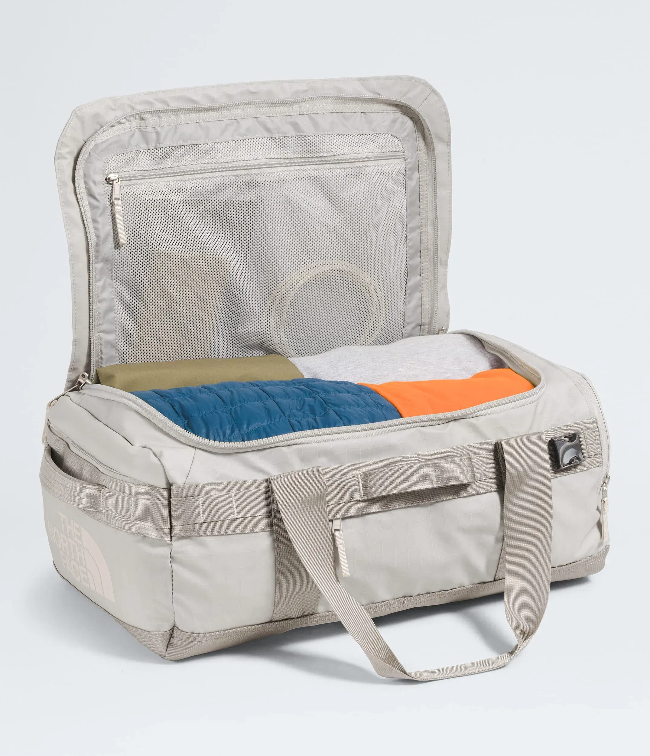 The North Face Base Camp™ Voyager Duffel—42L Soapstone