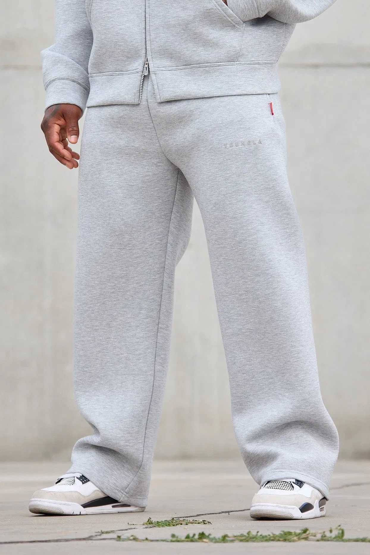 2043 - Scuba Sweats