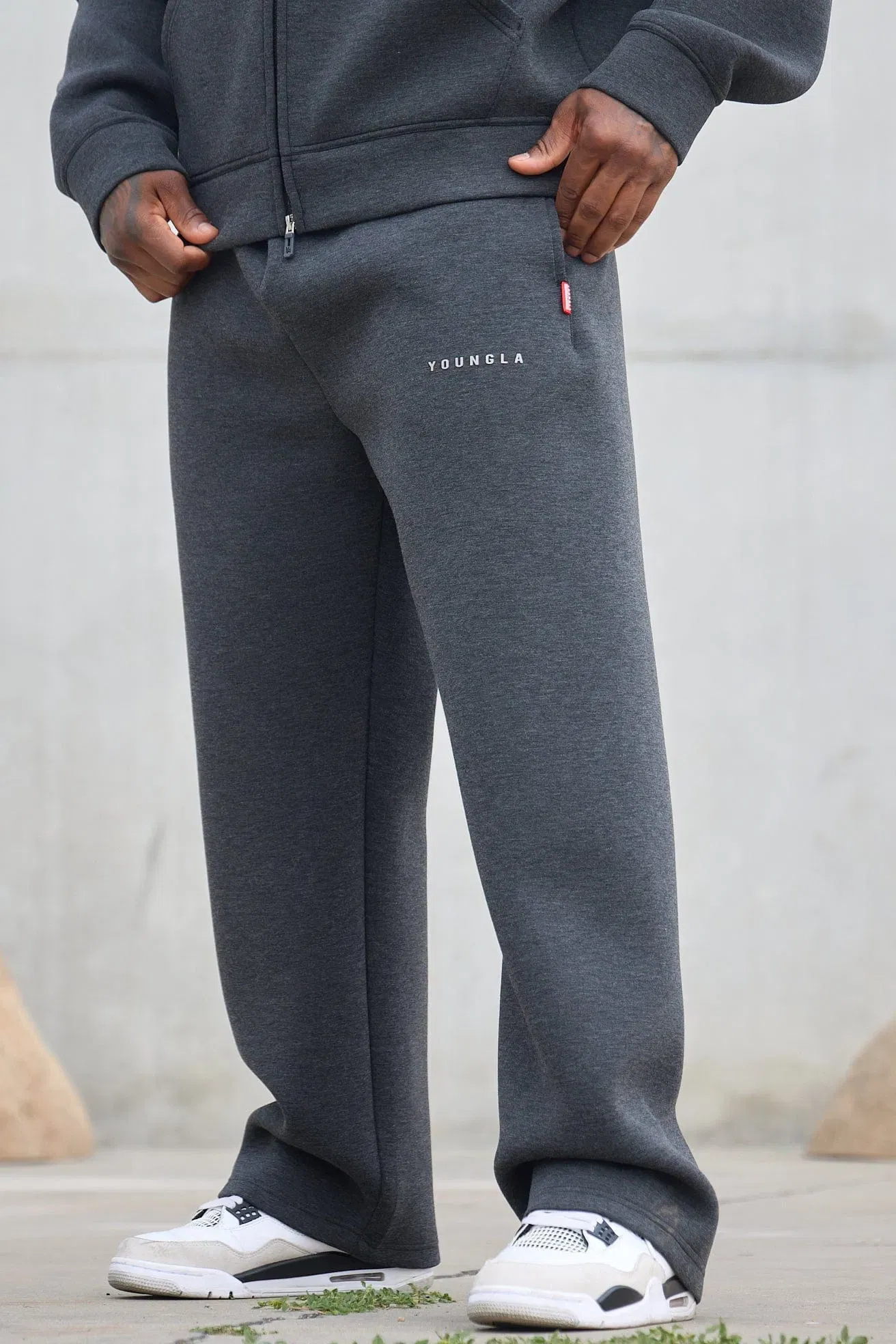 2043 - Scuba Sweats