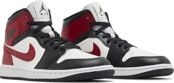 Air Jordan 1 Mid Black Toe