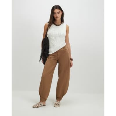 White Sleeveless Asymmetric Knit Vest Top