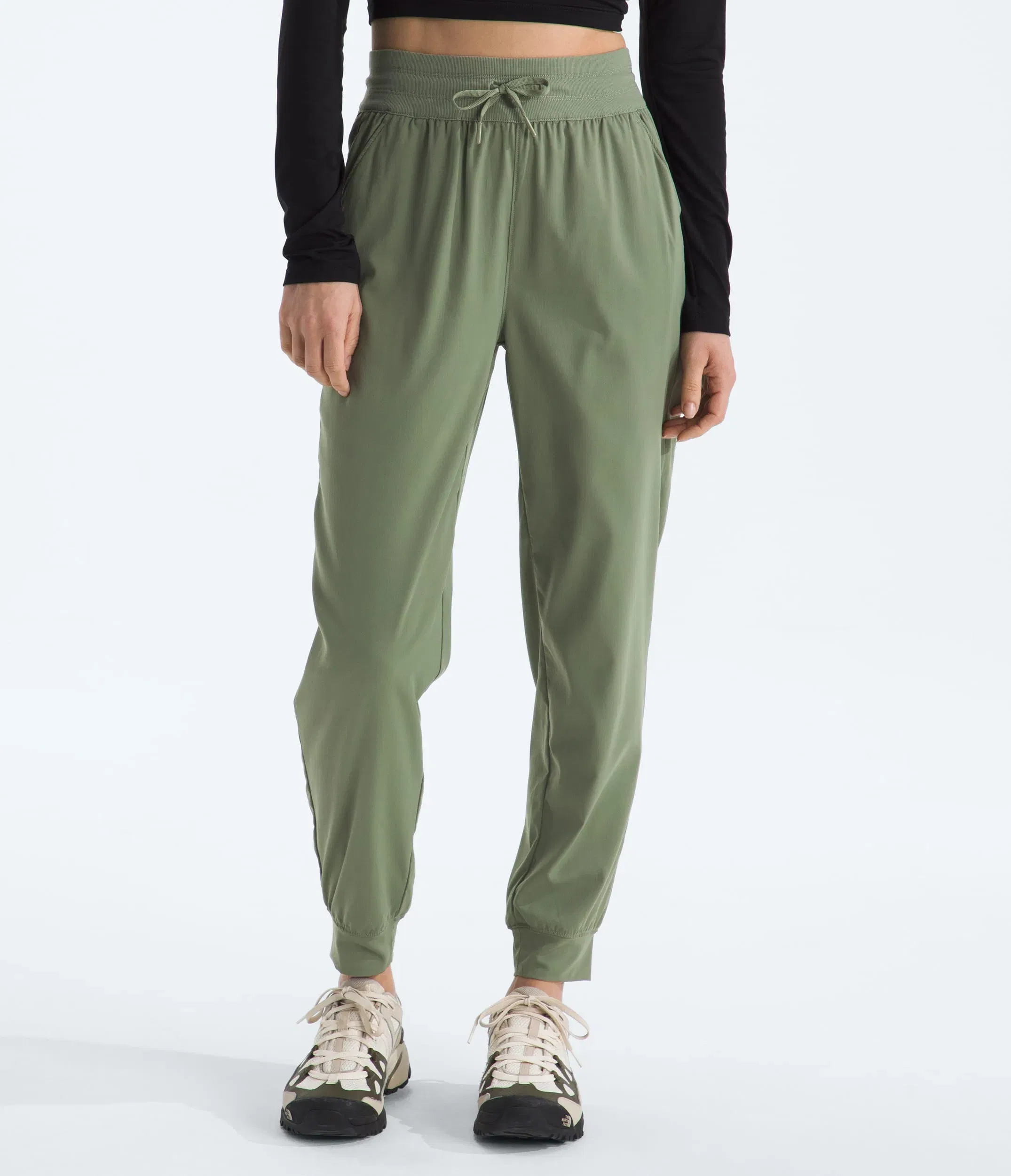 The North Face Women’s Aphrodite Arise Joggers Bark Mist