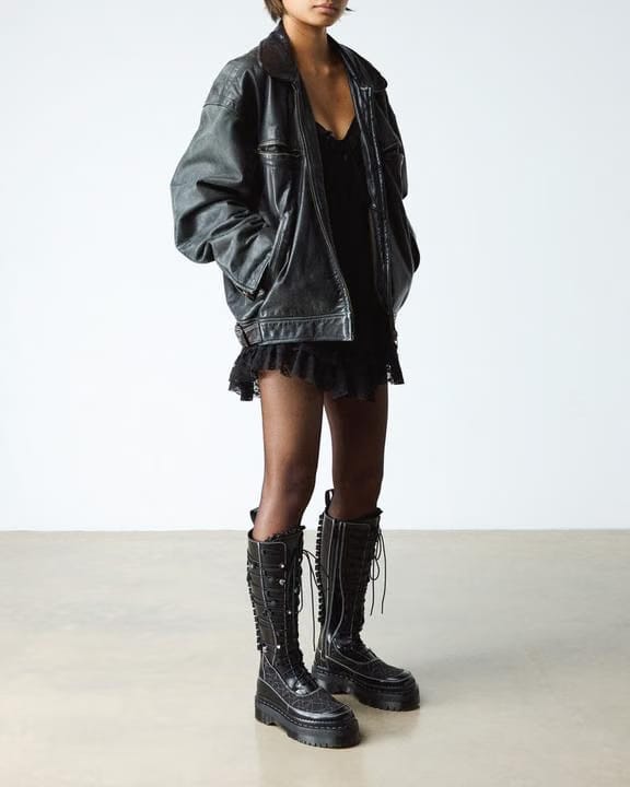 Dr Martens Xtrm Frill - Black