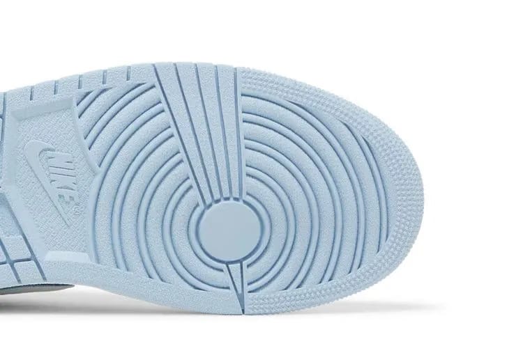 Wmns Air Jordan 1 Low Se Reverse Ice Blue