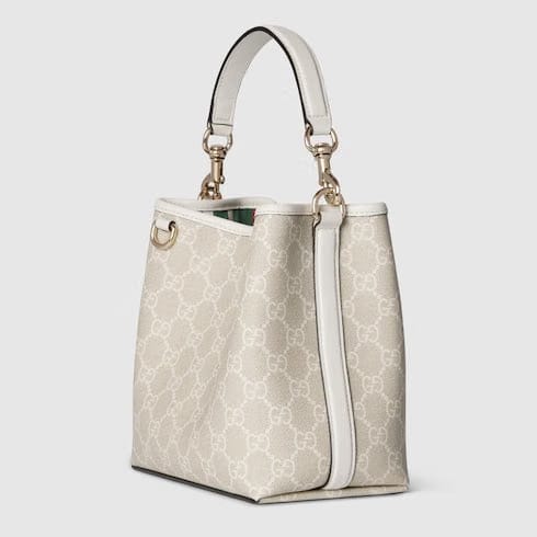 GG Emblem small bucket bag