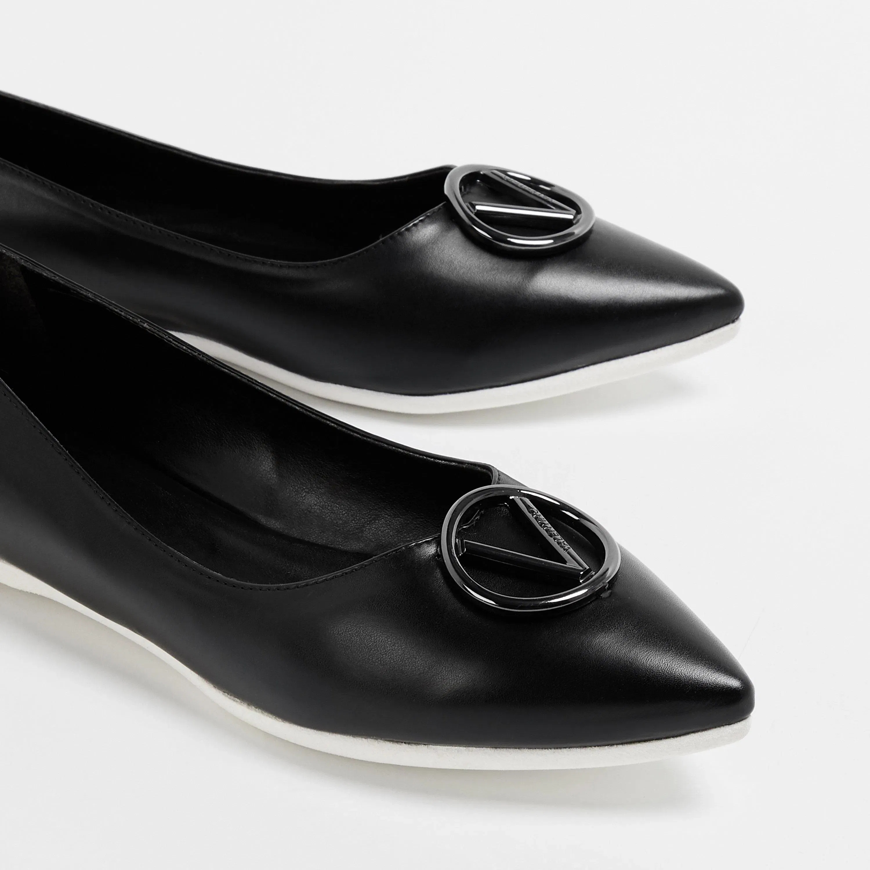 Aura Ballet Pumps