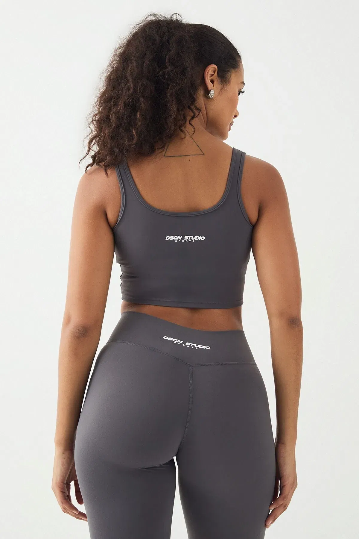 DSGN Studio Ultra sculpt Padded Sports Bra