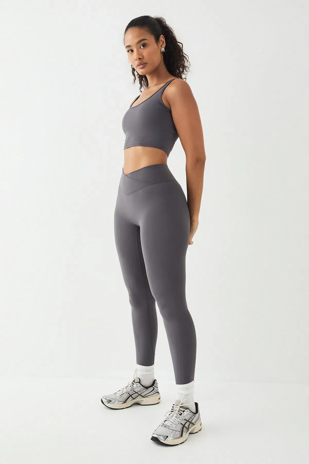 DSGN Studio Ultra sculpt Padded Sports Bra