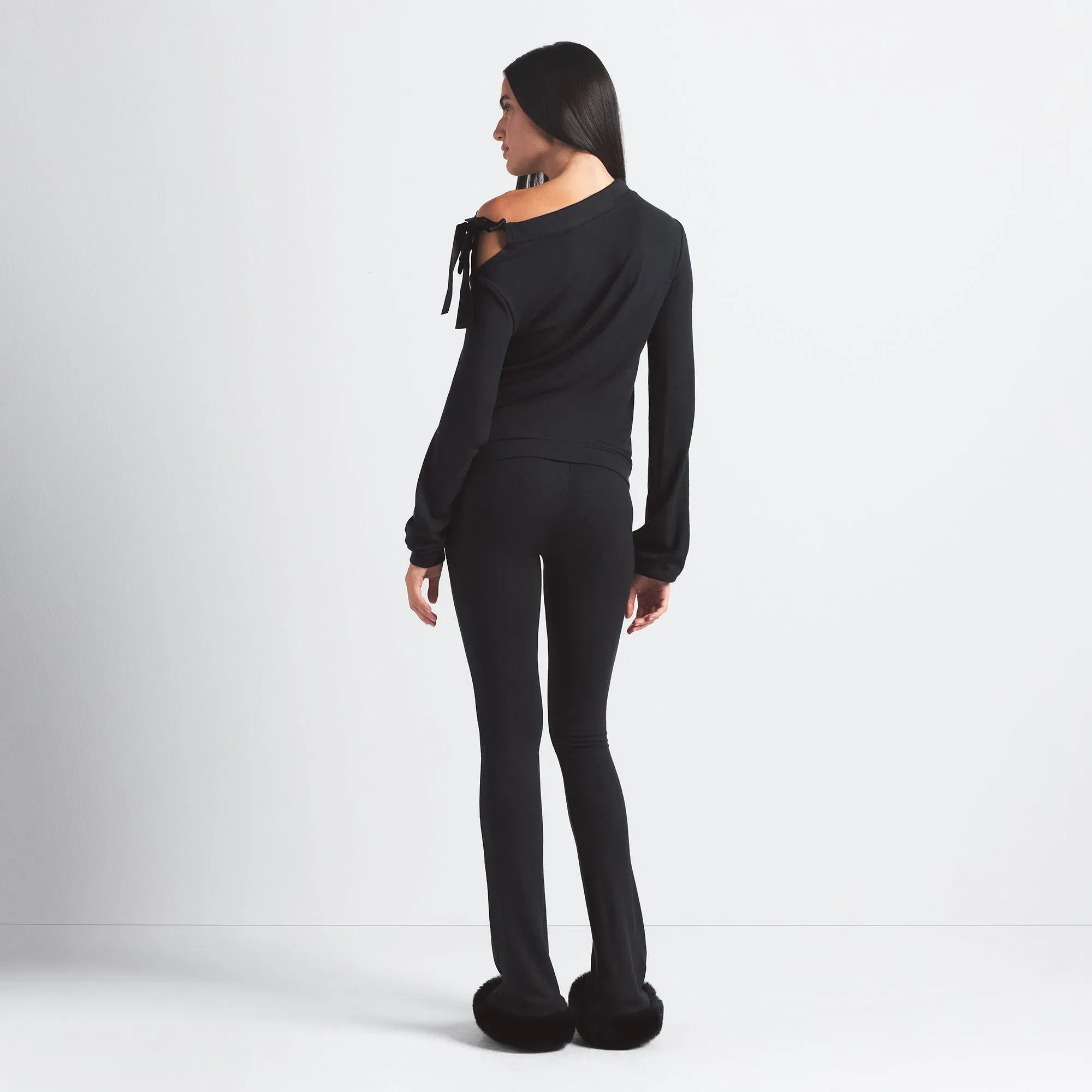 SKIMS CLOUD OFF THE SHOULDER TOP | ONYX