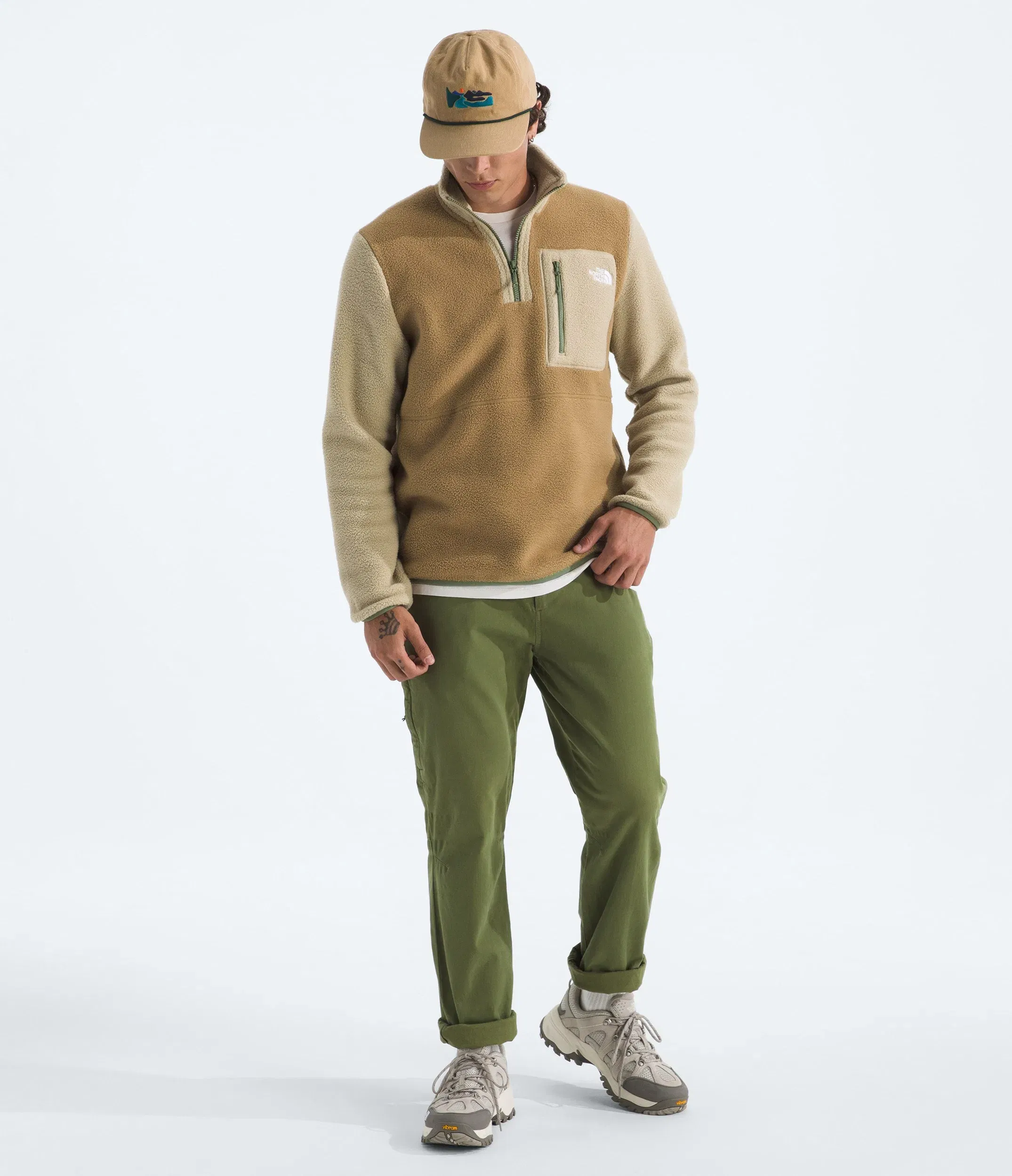 The North Face Men’s Yumiori ¼-Zip Utility Brown