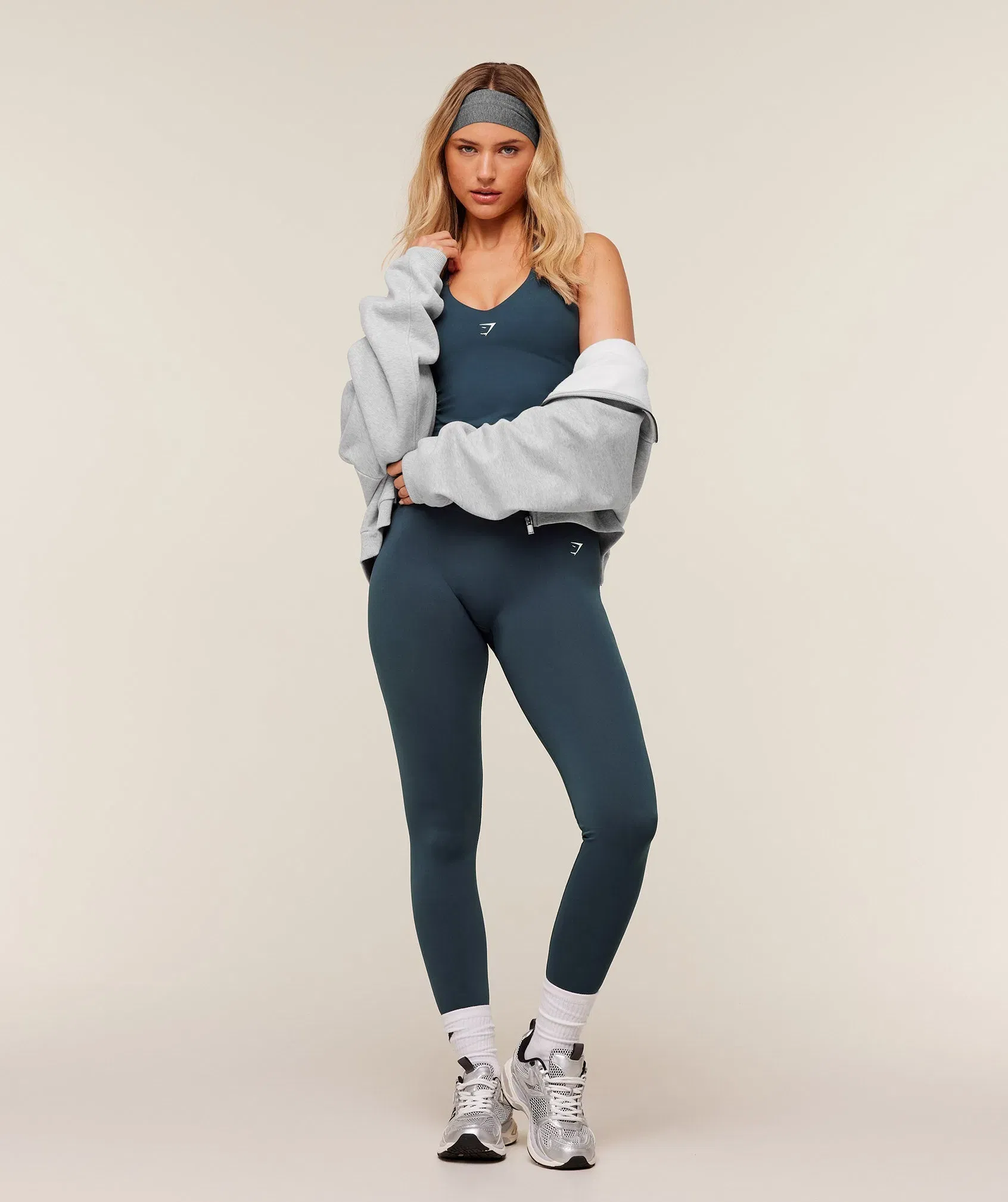 Gymshark Halter Neck Cami with Shelf - GS Stealth Blue