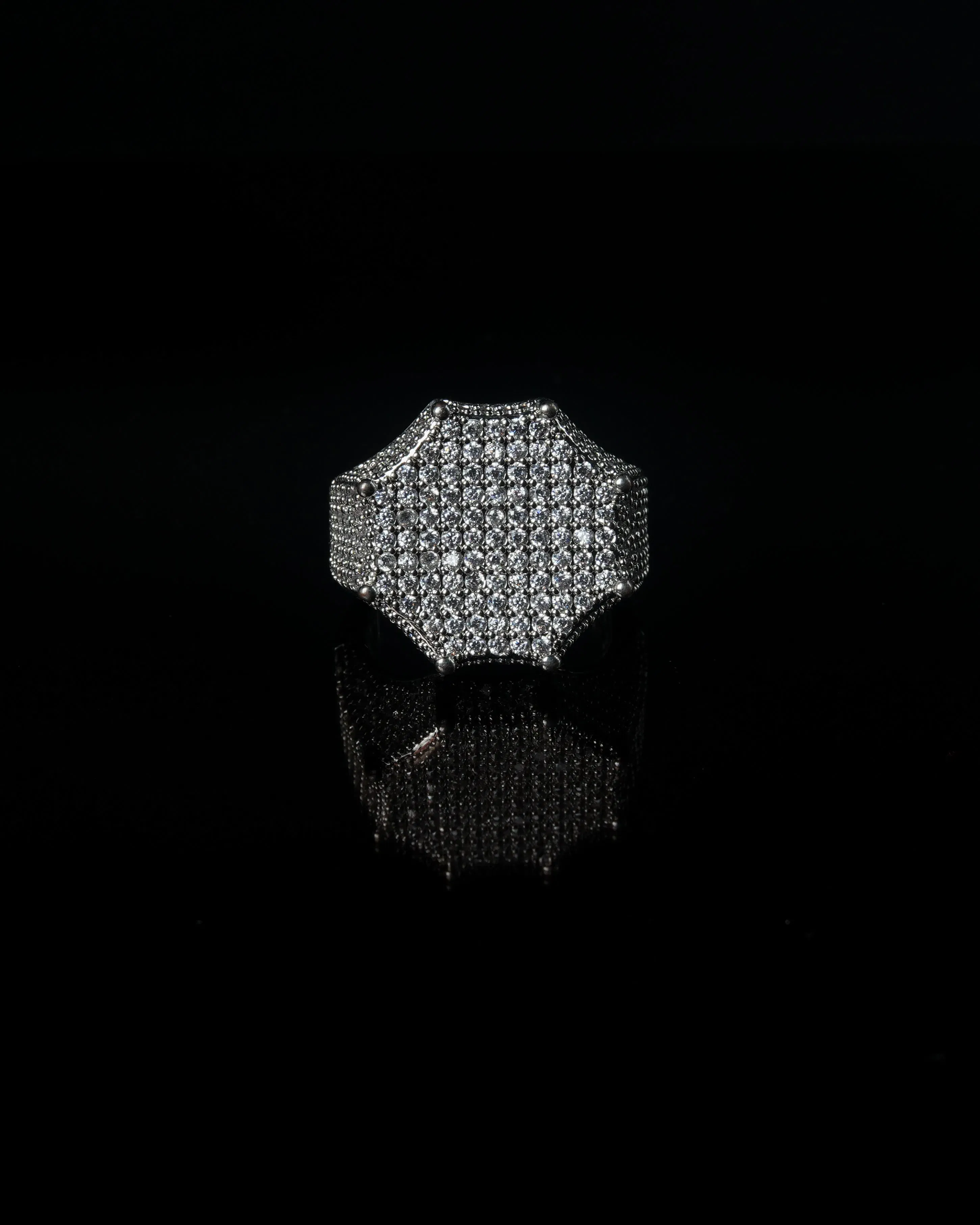 Manaca Octaforge Ring