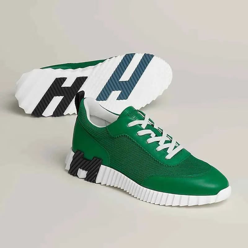 Bouncing sneaker