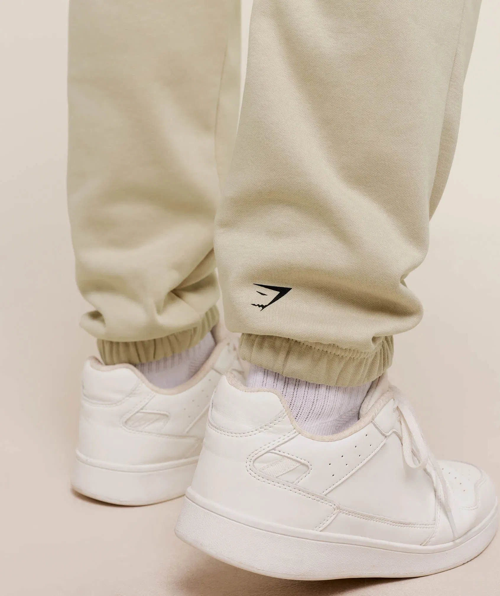 Gymshark 2012 Strength Joggers - Pebble Grey