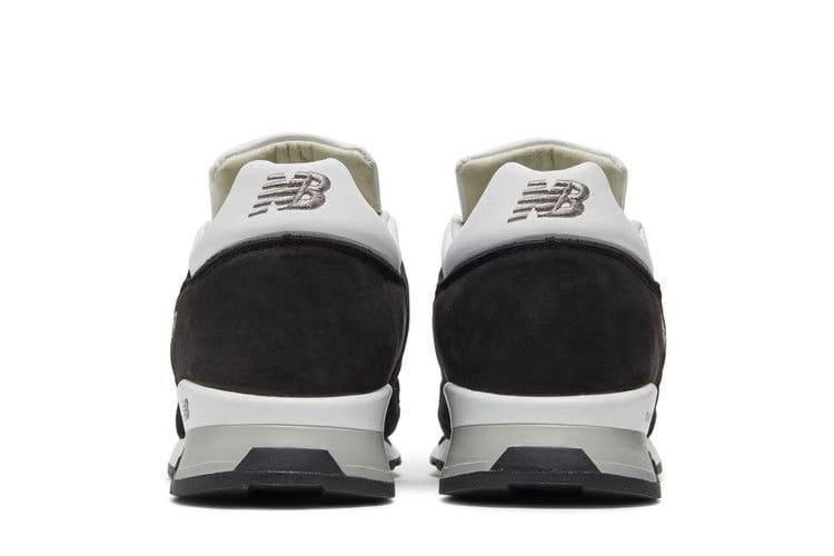 1500 Made In England Black White