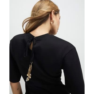 Black Short Sleeve Tie Back Seamed Top