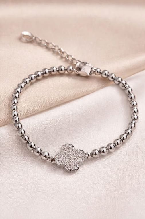 Silver Clove Magnetic Bracelet