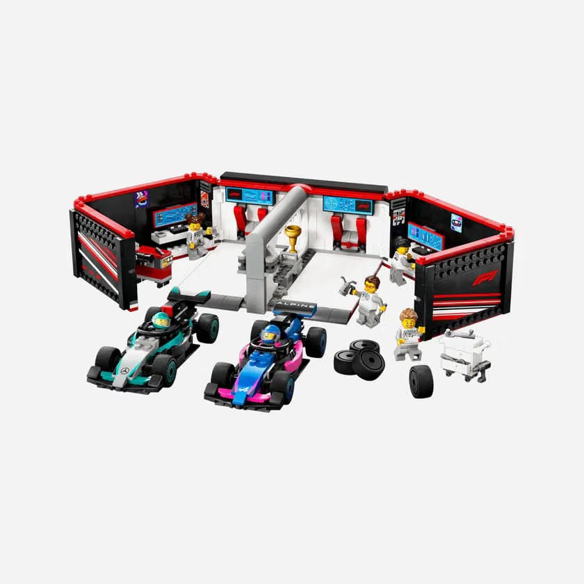 LEGO X F1 Garage & Mercedes-AMG & Alpine Cars