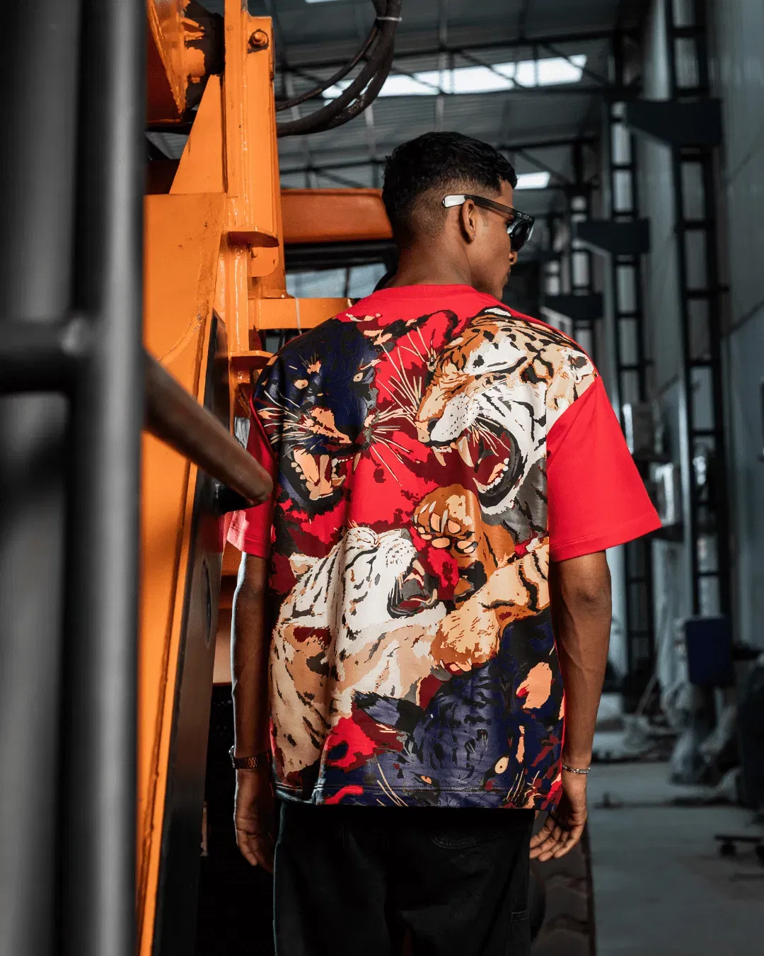 RIVAL ROAR TIGER RED T-Shirt