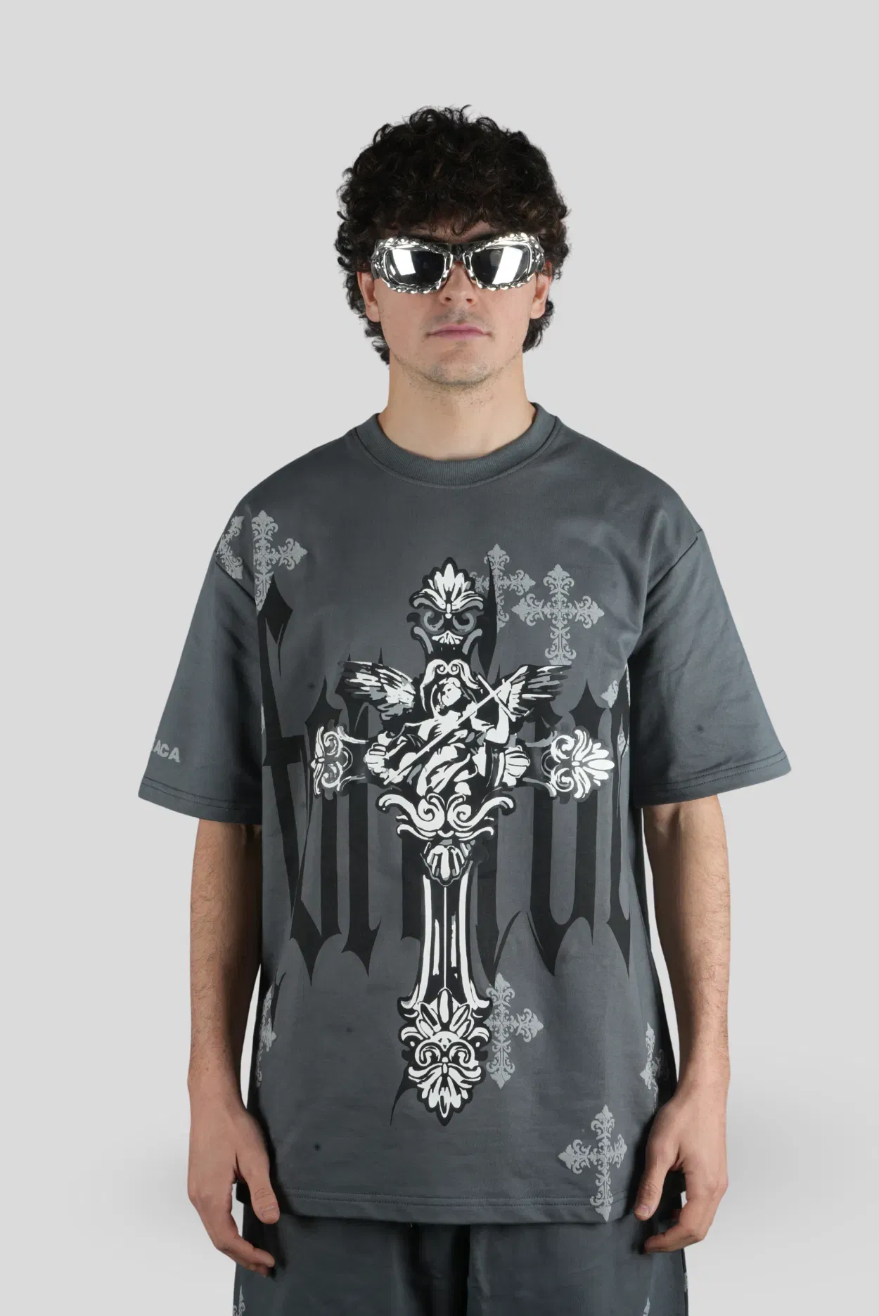 CRISS- CROSS TEE