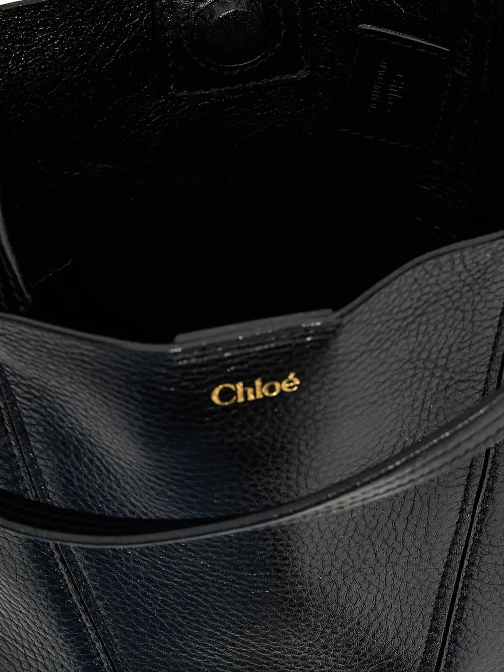 leather-trimmed chain-detail shoulder bag
