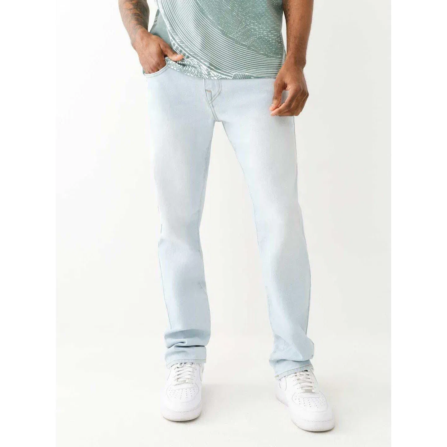 Ricky Single Seam Straight Jeans
