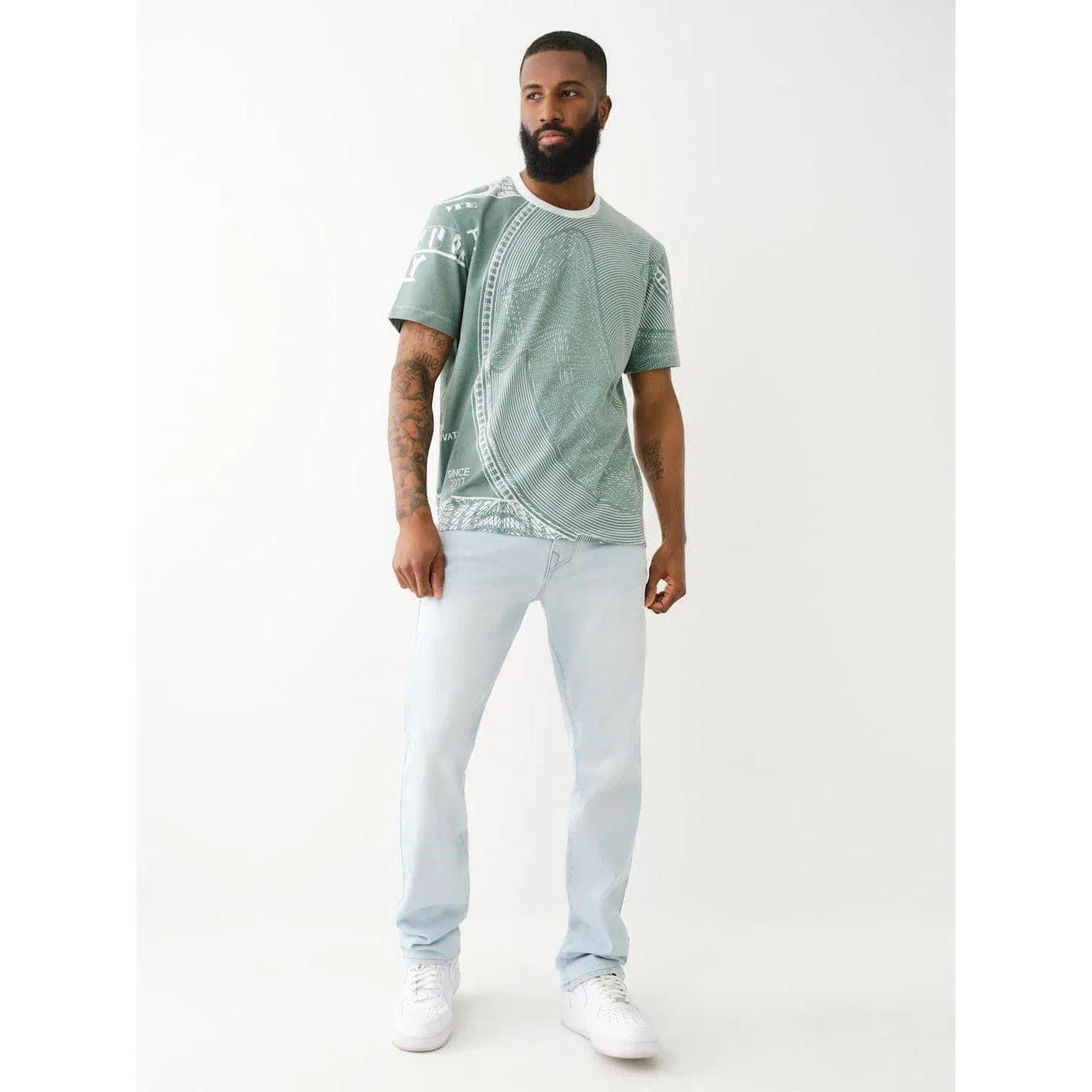 Ricky Single Seam Straight Jeans