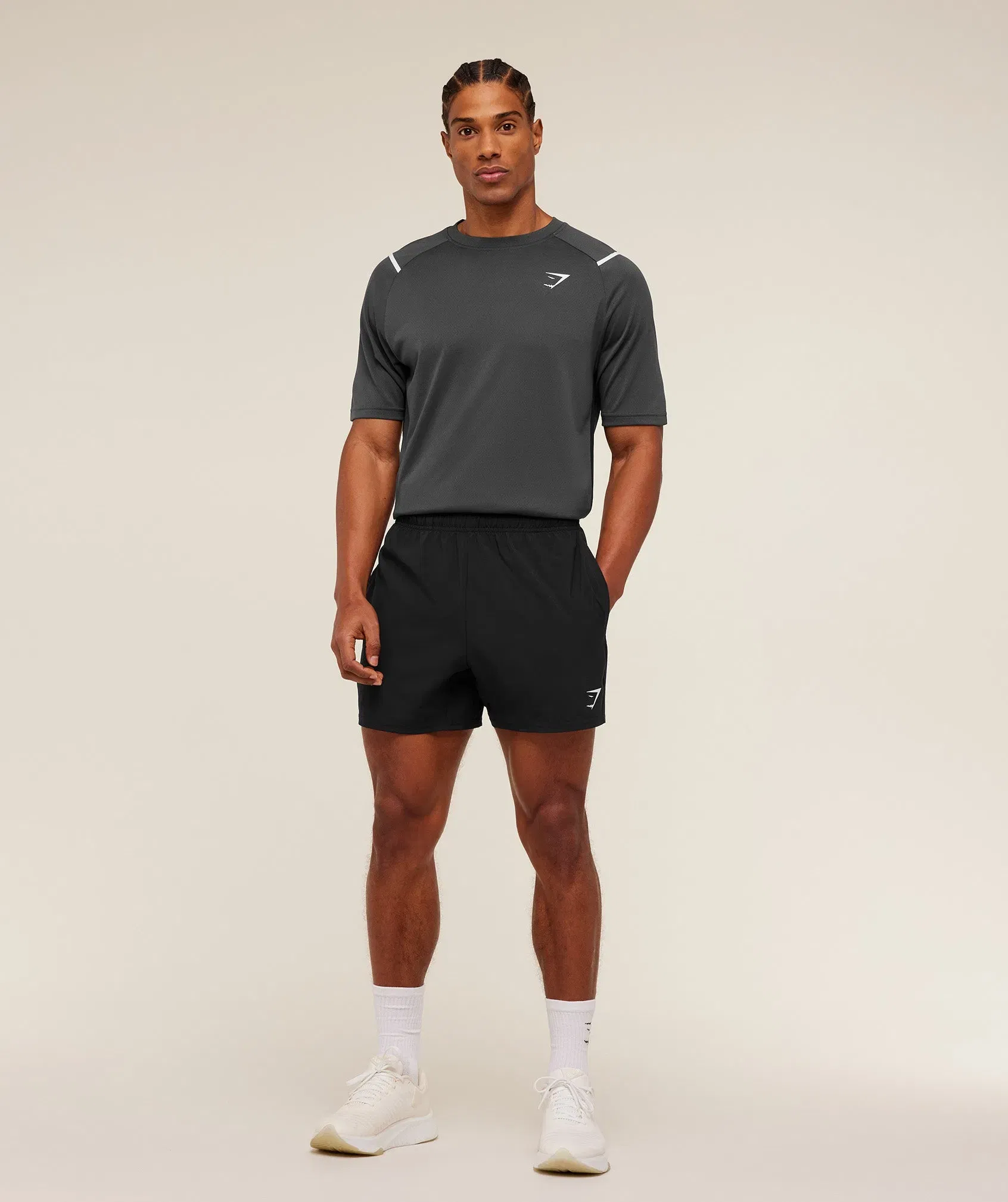 Gymshark Arrival Contrast T-Shirt - GS Onyx Grey/GS Black