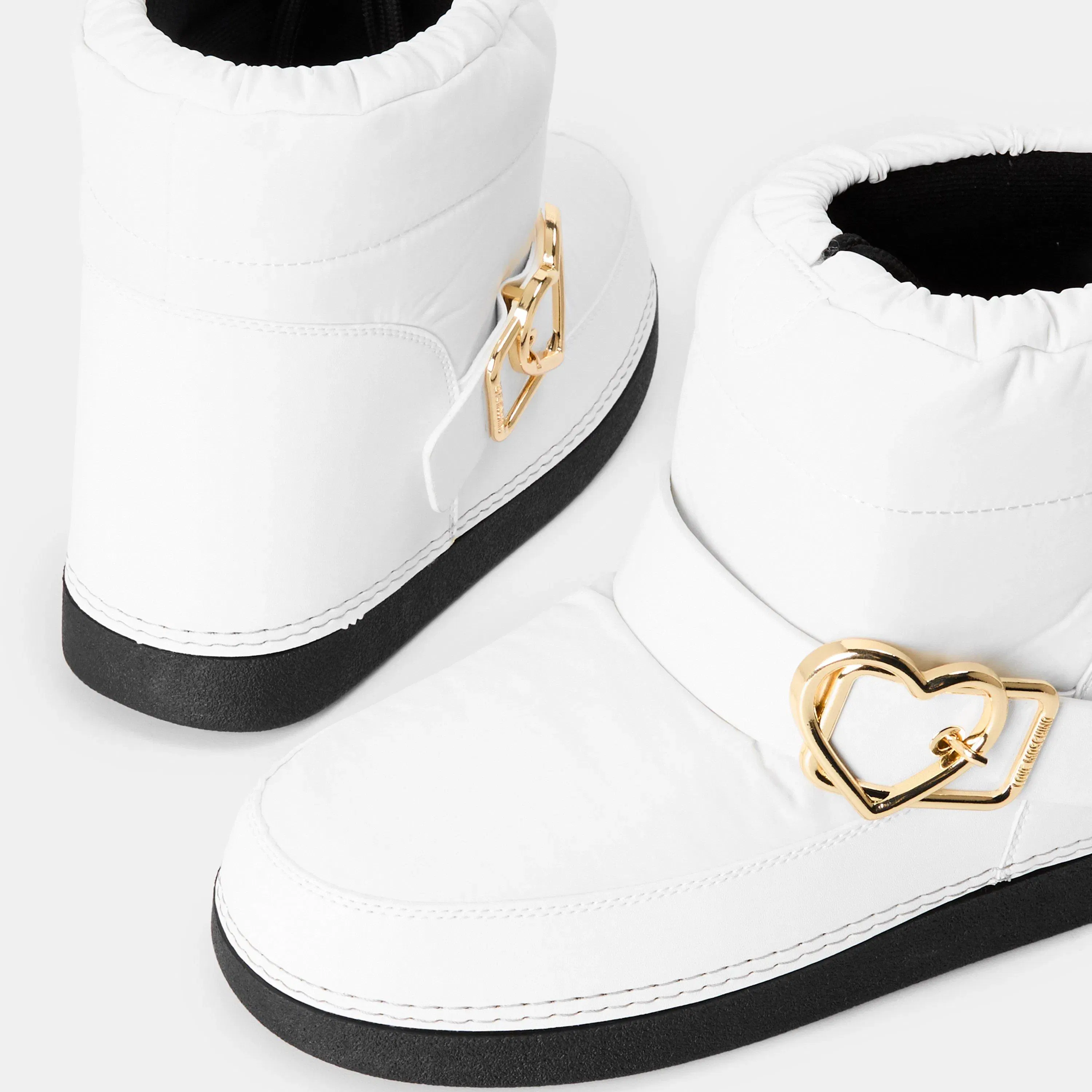 Snow Boots