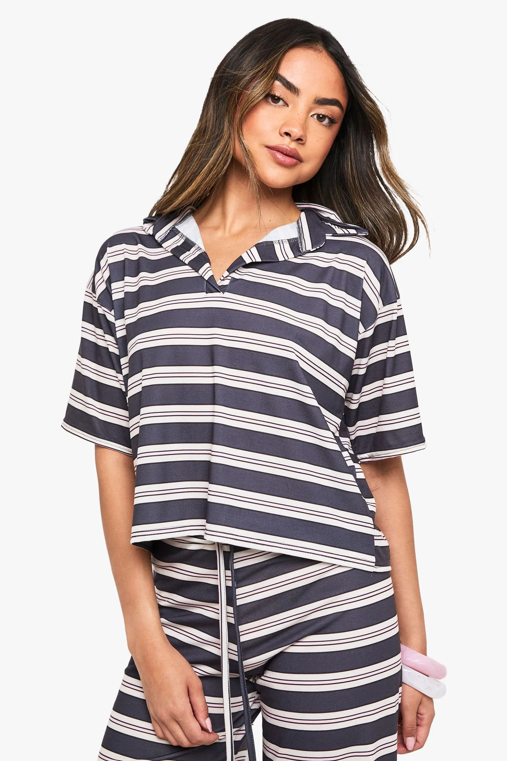 STRIPE COLLARED TOP