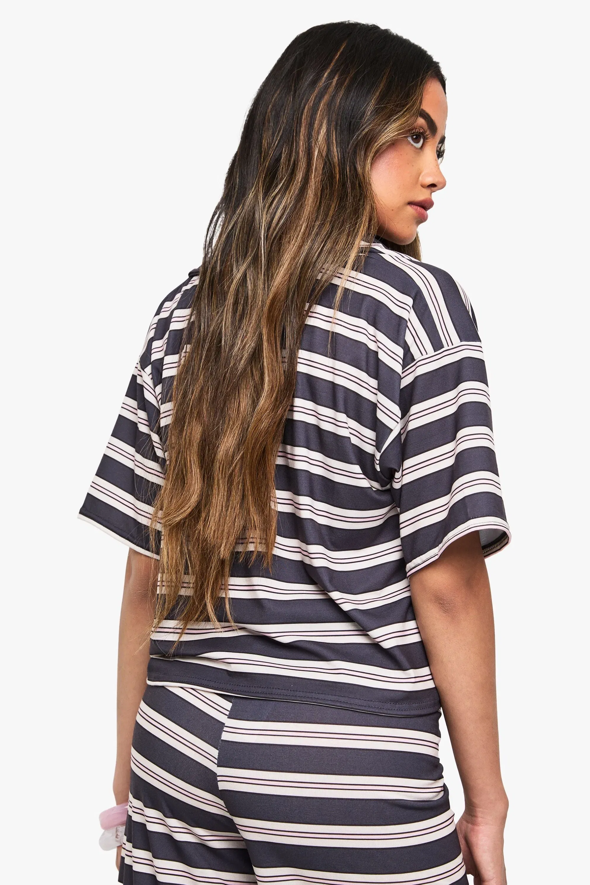 STRIPE COLLARED TOP