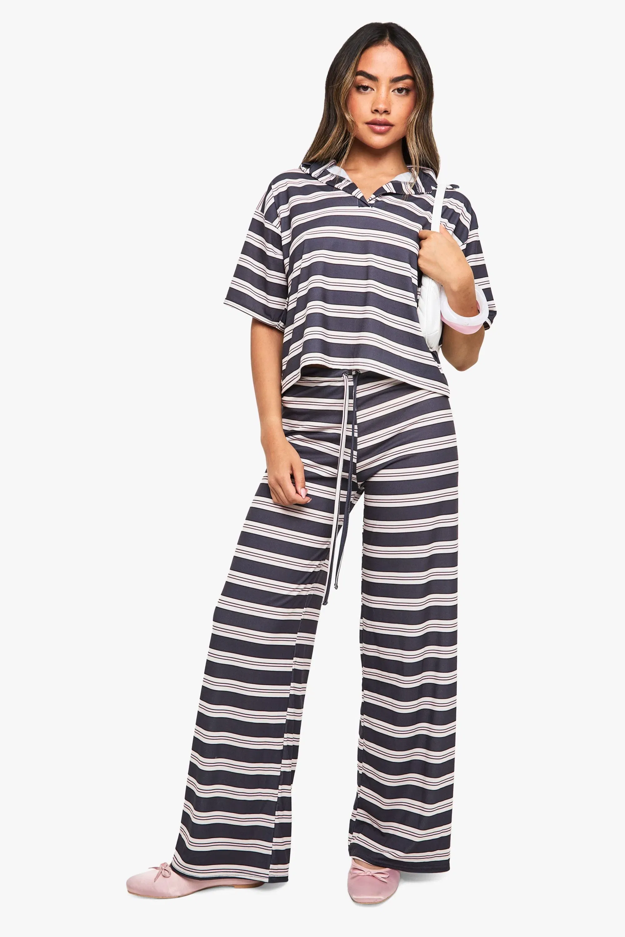 STRIPE COLLARED TOP