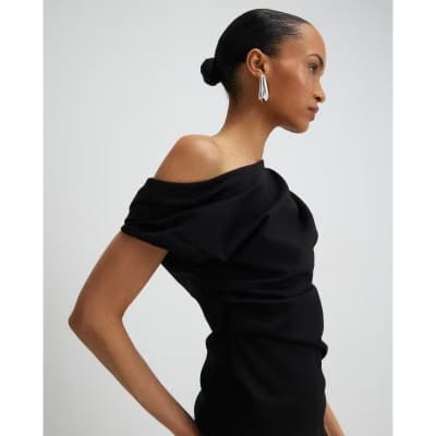 Black Stretch Sleeveless Drape Top