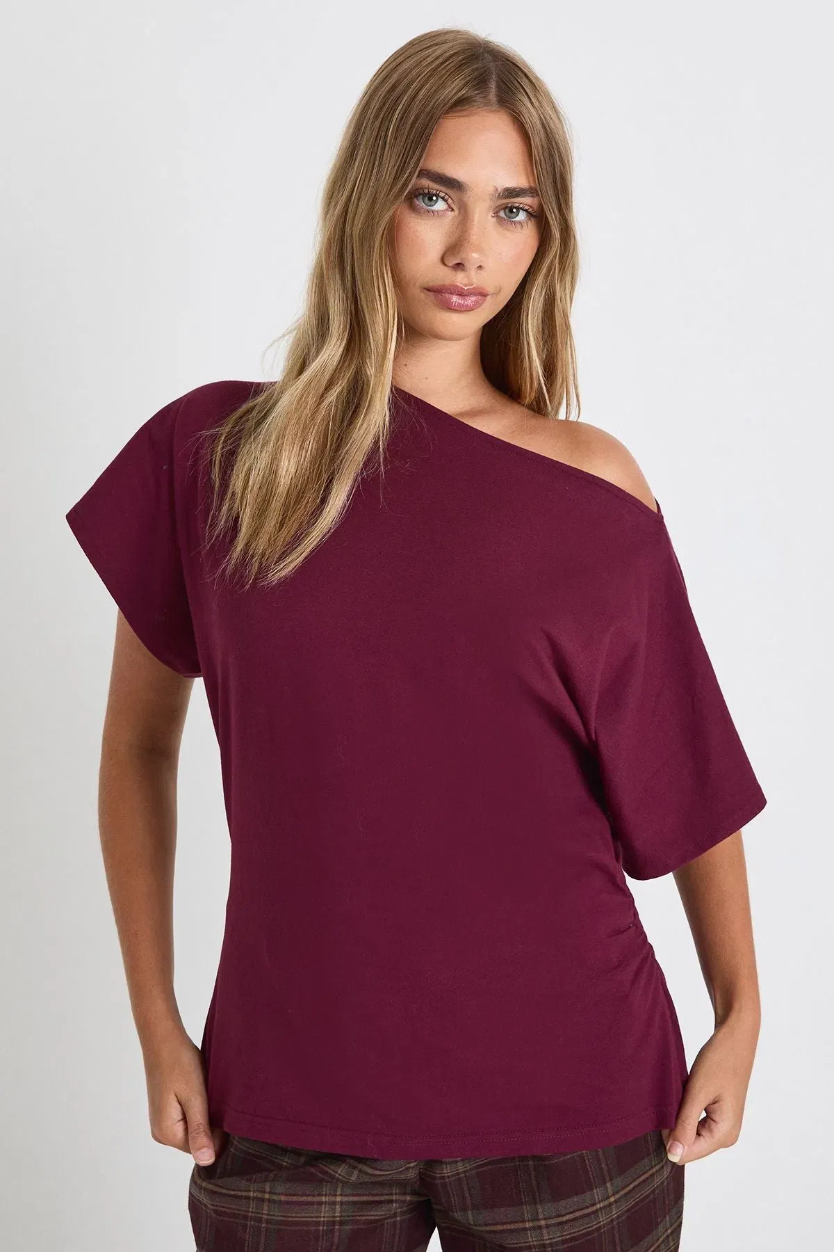 Ruched Side Off Shoulder T-shirt