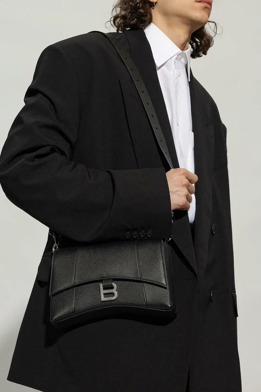Luxury Black Leather Clutch Bag with Metal B Lock Design