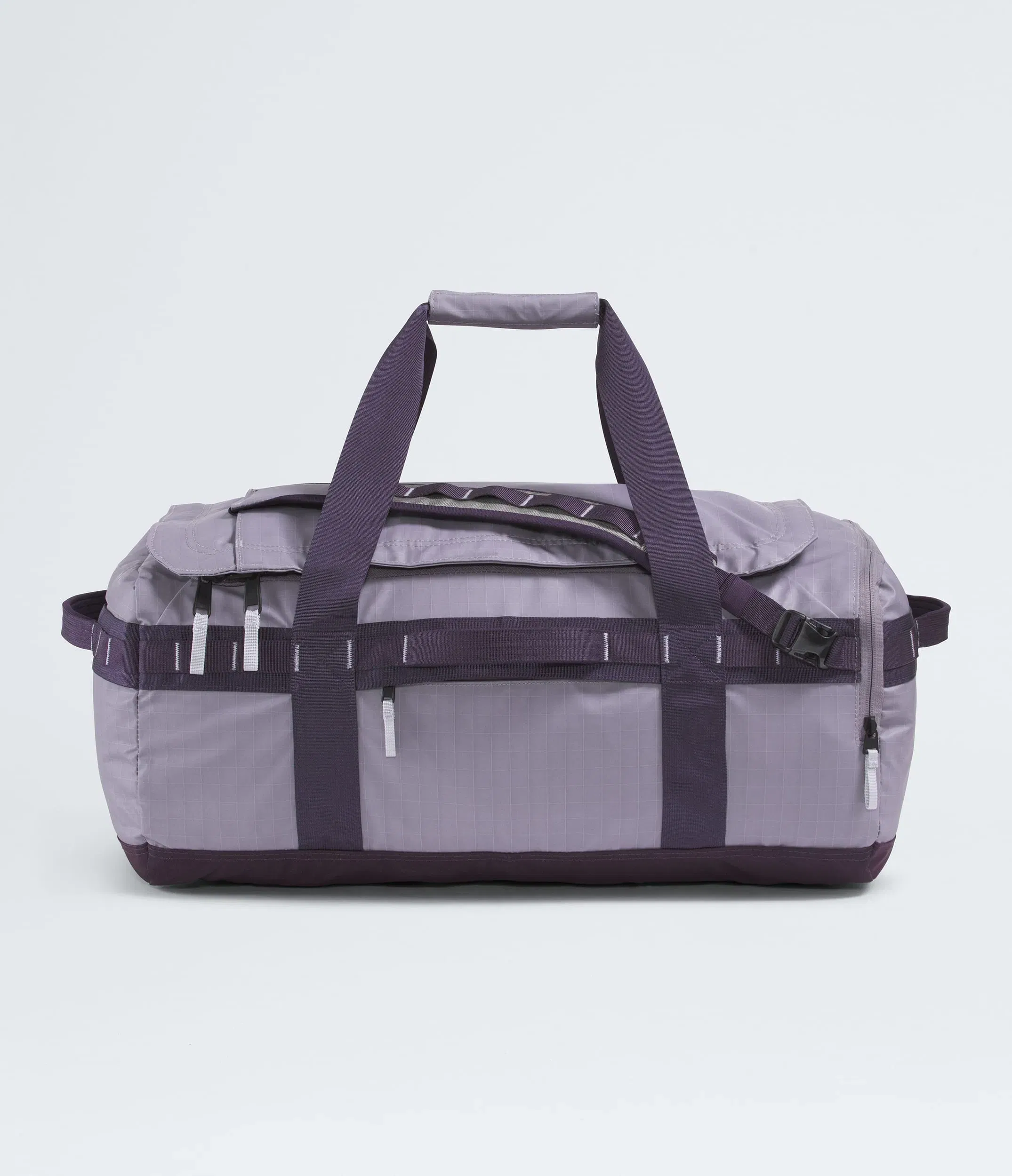 The North Face Base Camp™ Voyager Duffel—62L Transcendent Grey