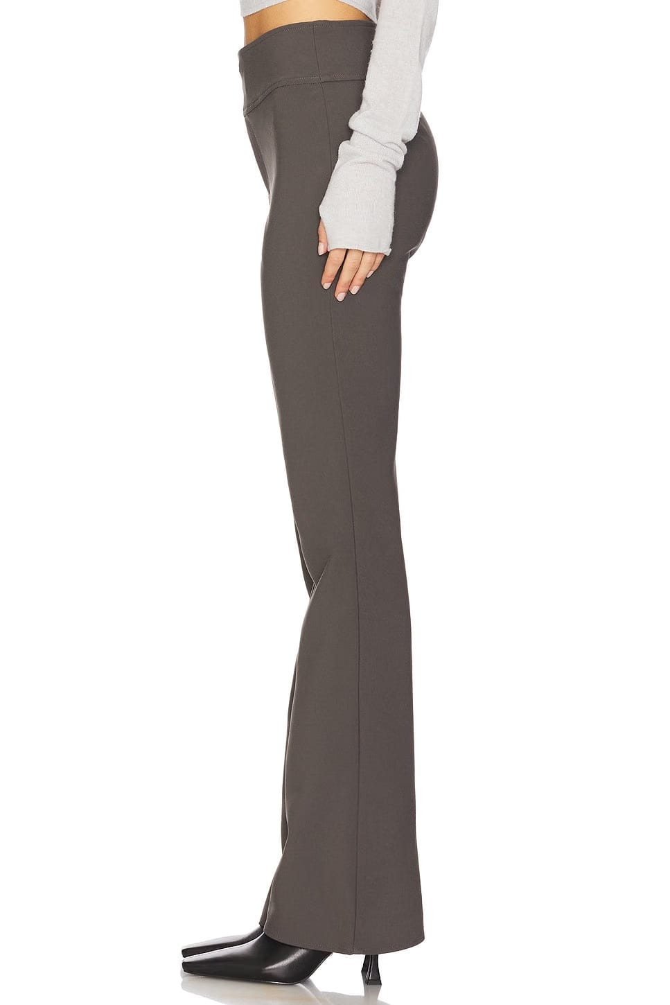 superdown Jessica Bootcut Pant in Grey