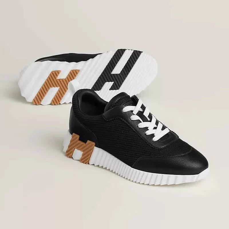Bouncing sneaker