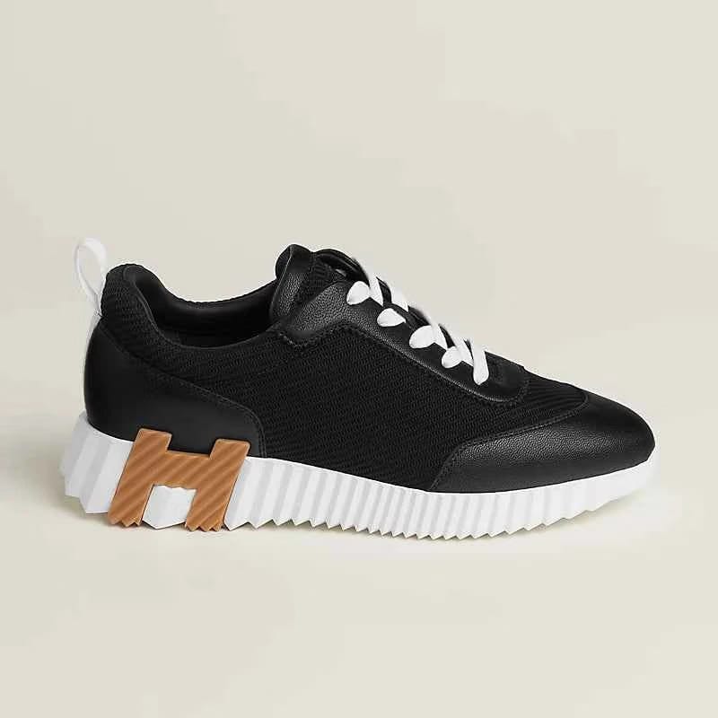 Bouncing sneaker