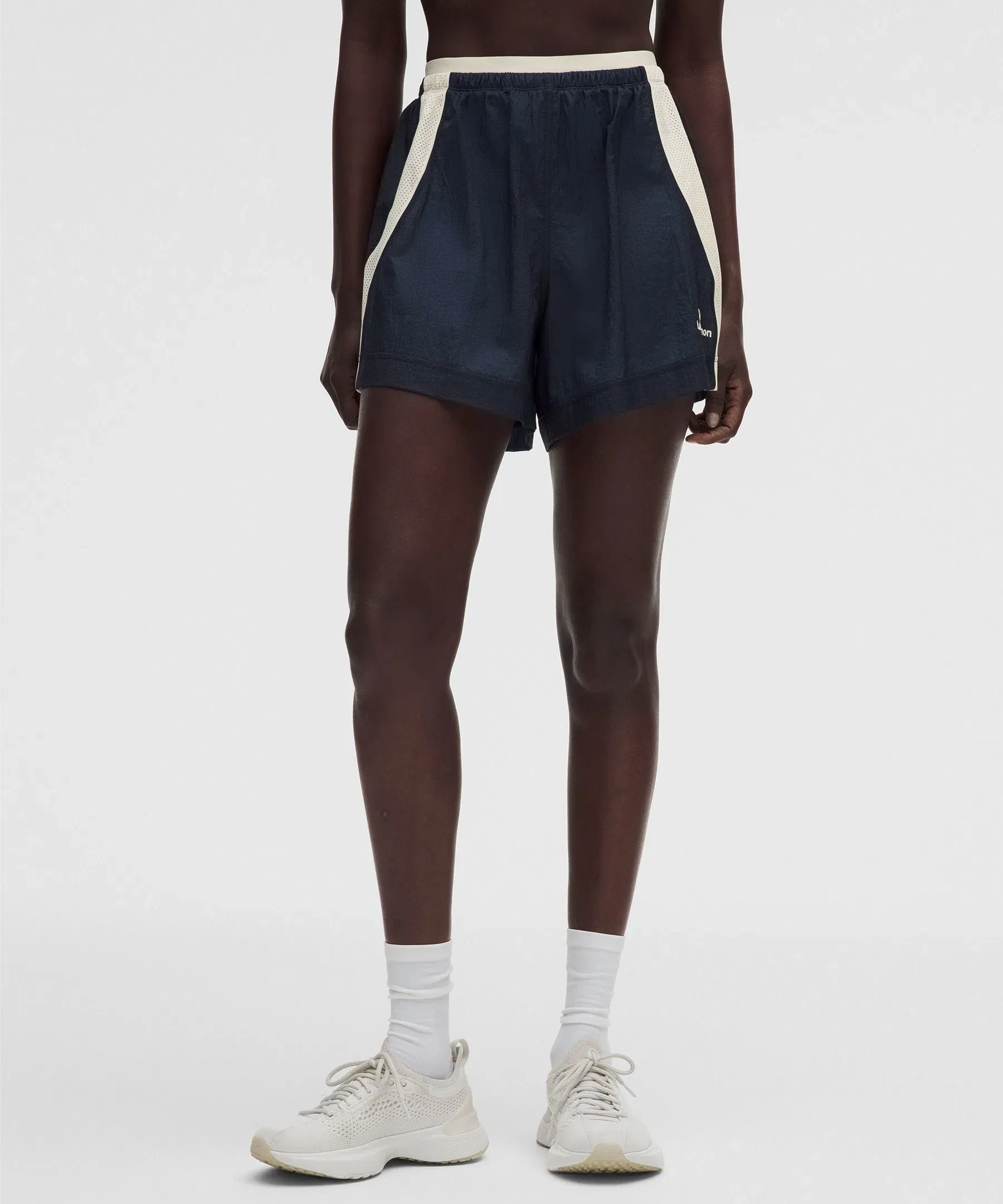 Lululemon Women's License to Train Textured High-Rise Short 4"