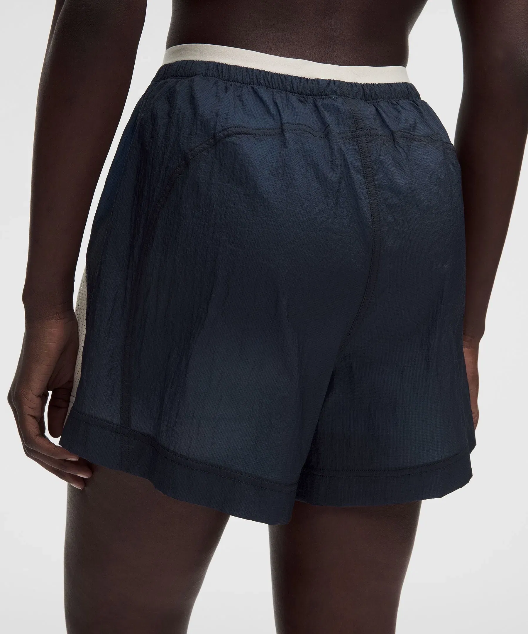 Lululemon Women's License to Train Textured High-Rise Short 4"