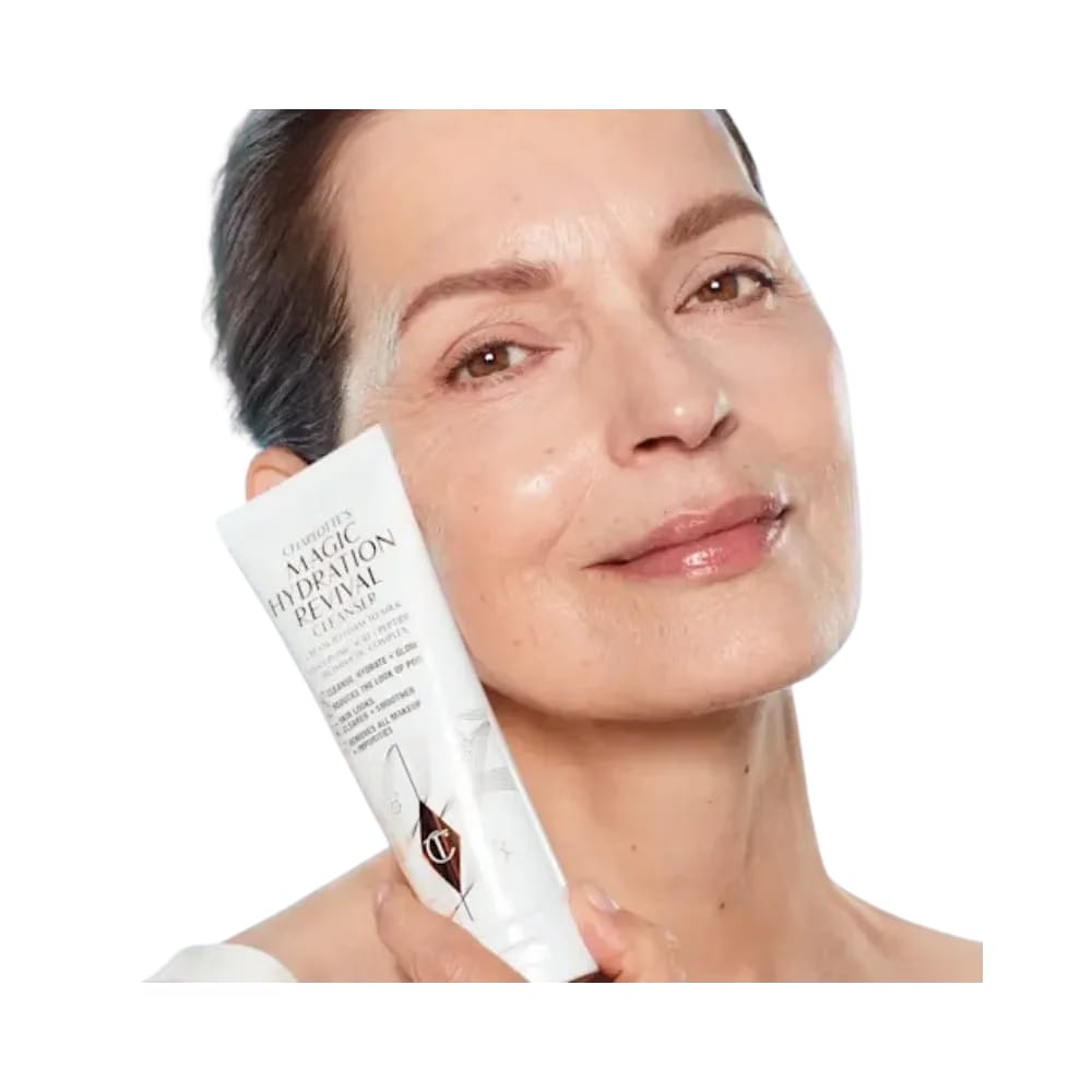 Charlotte Tilbury Magic Hydration Revival Cleanser