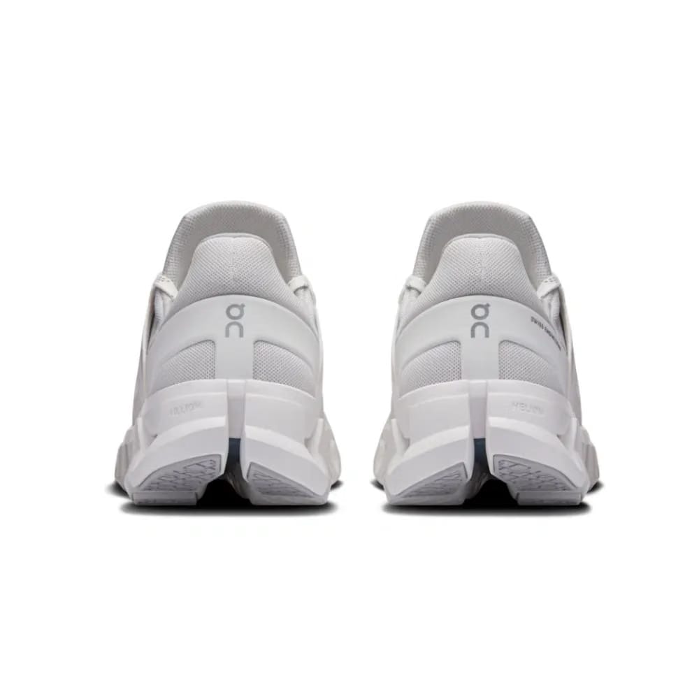On running Cloudswift 4 AD White | White