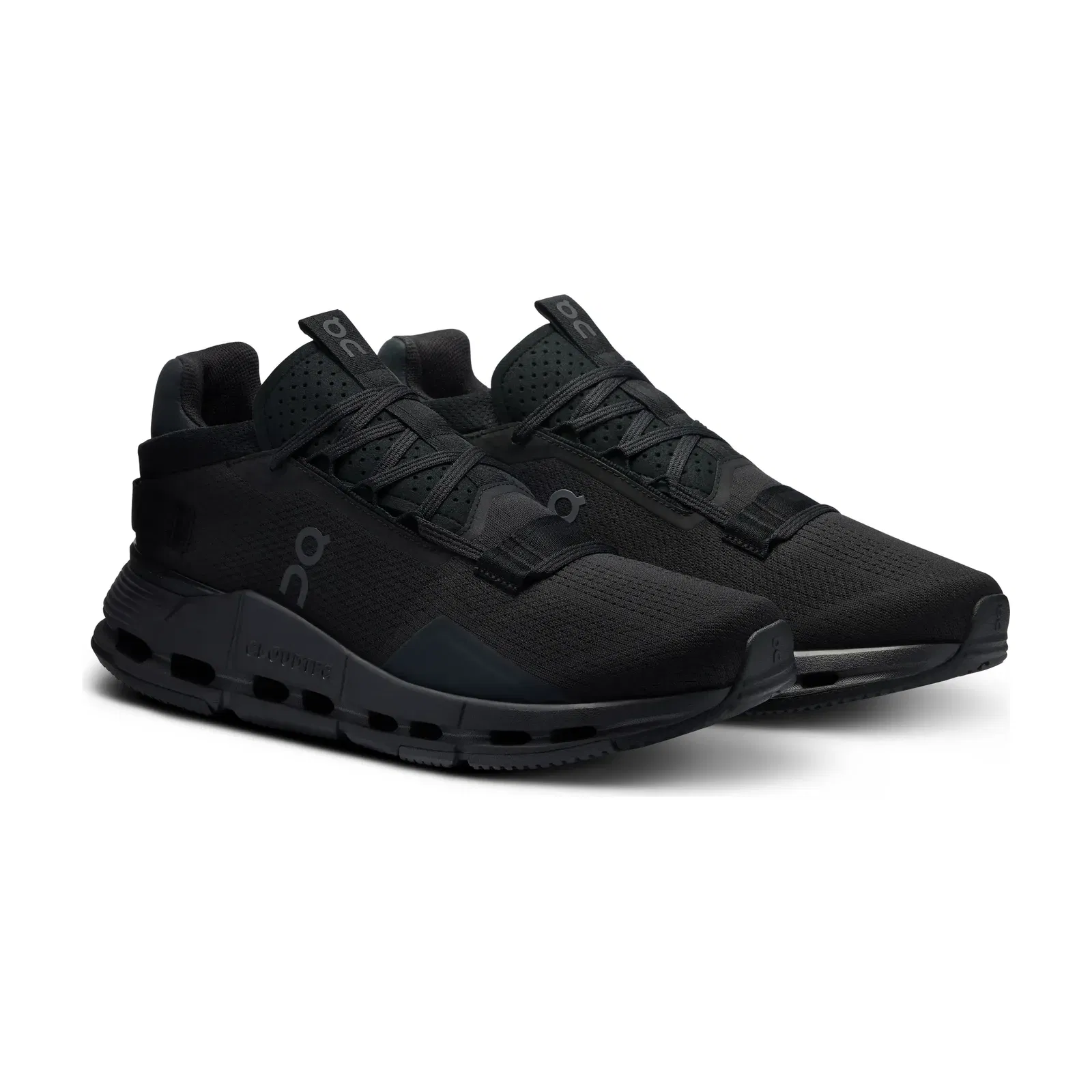 ON Running Cloudnova 2 All Black
