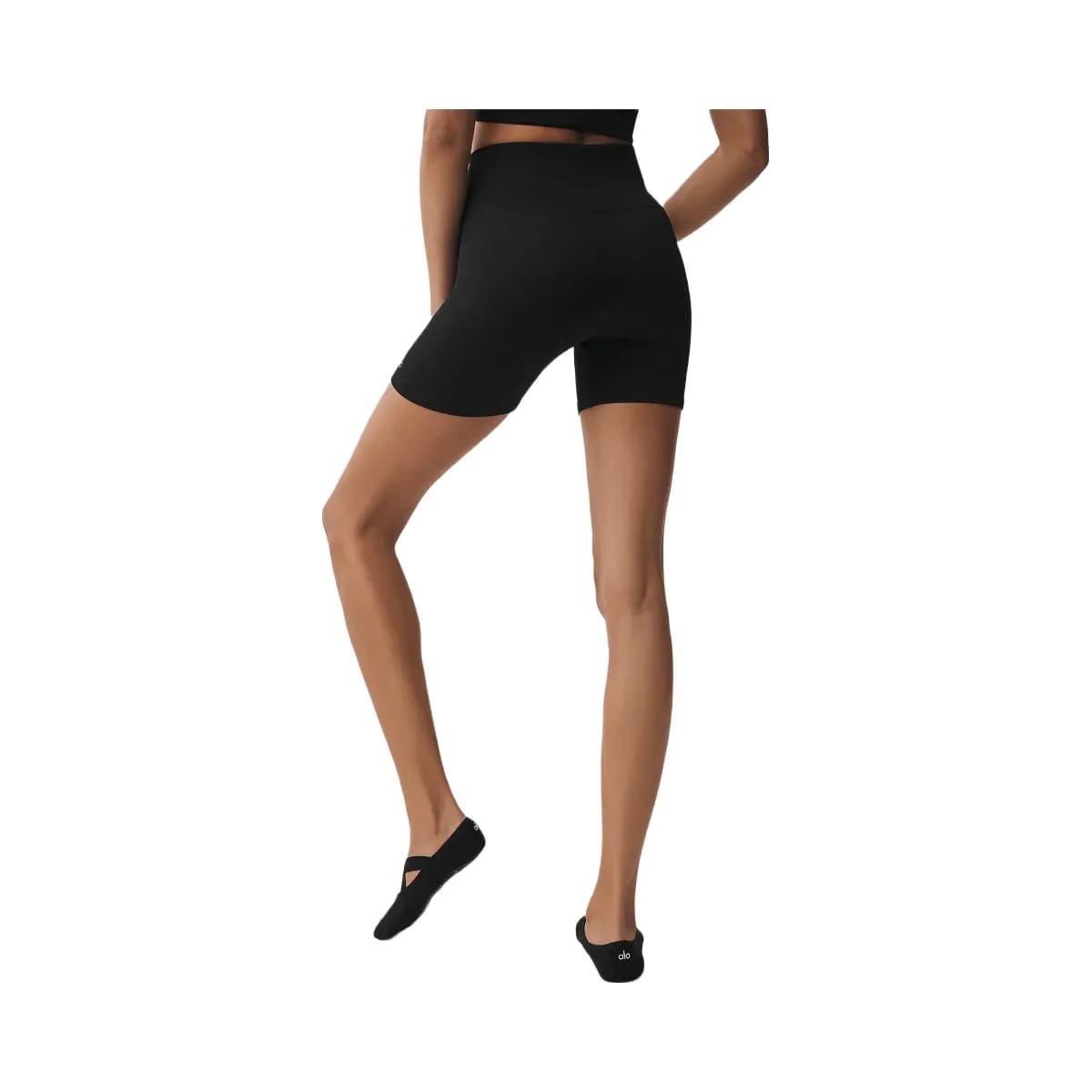 Alo Women's 5" Seamless Ribbed Favorite Short - Black
