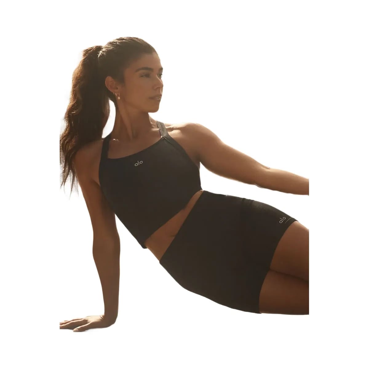 Alo Women's 5" Seamless Ribbed Favorite Short - Black