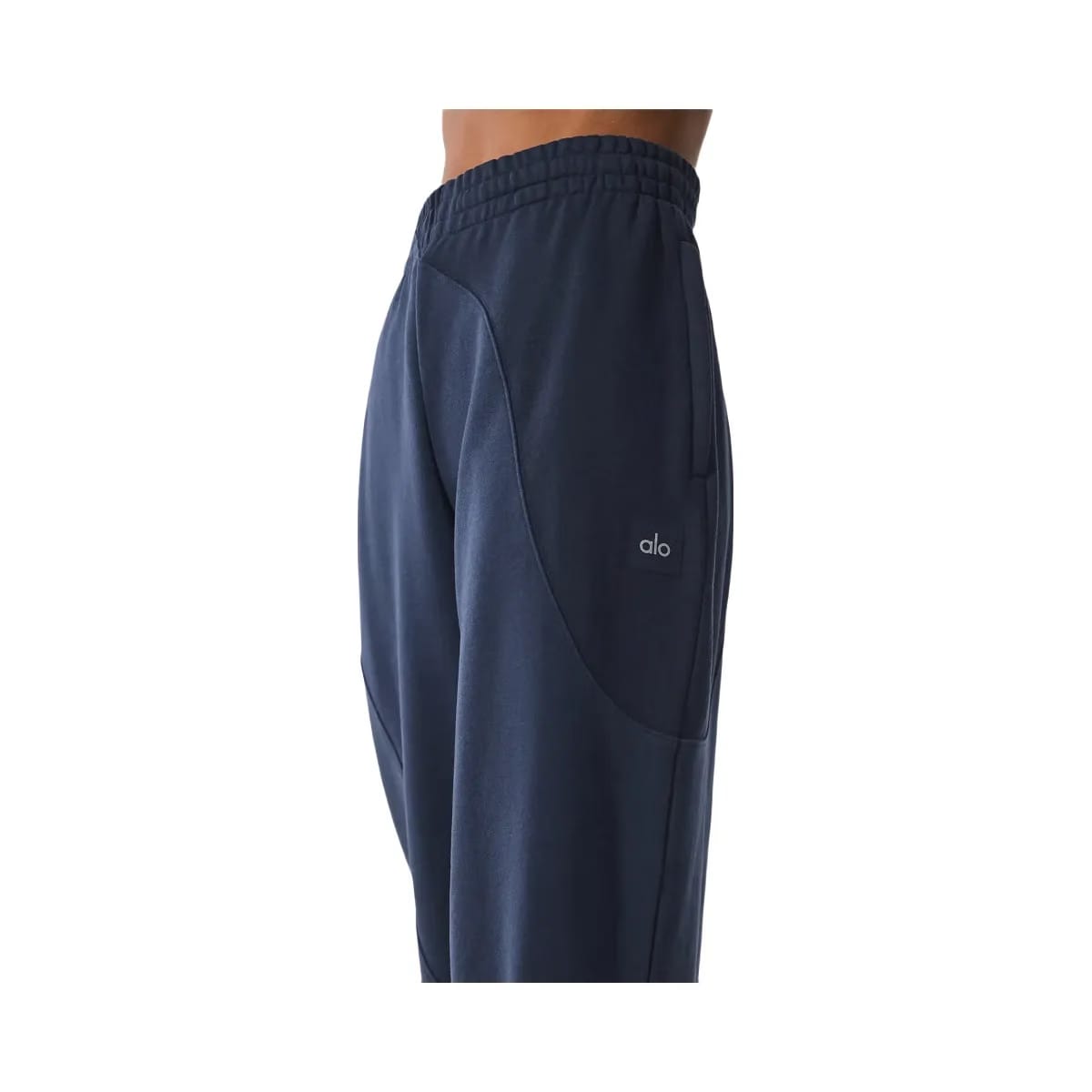 Alo Make Waves Sweatpant - Navy Tonal