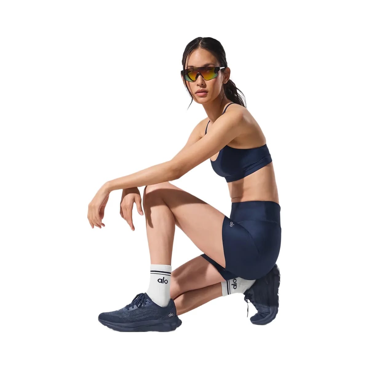 Alo Women's 5" Airlift Energy Short - Navy